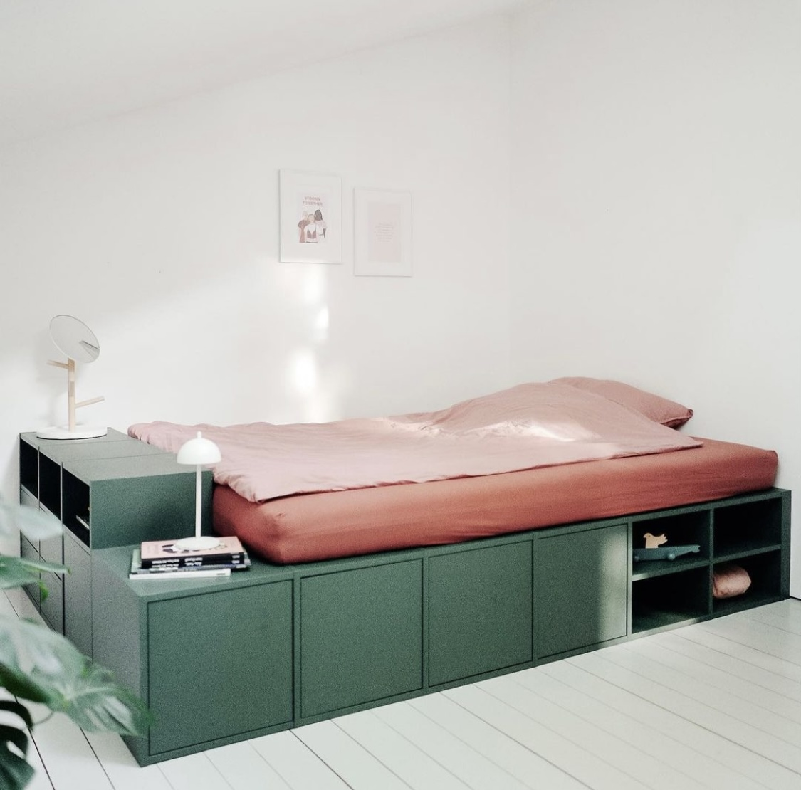 Aufbewahrung unter dem Bett